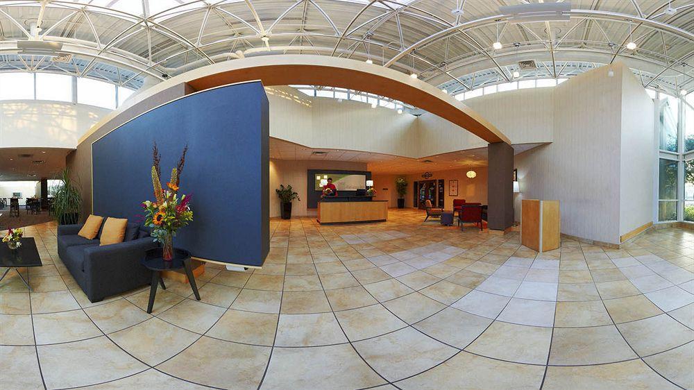 Holiday Inn Chicago - Elk Grove, An Ihg Hotel Elk Grove Village Exterior photo