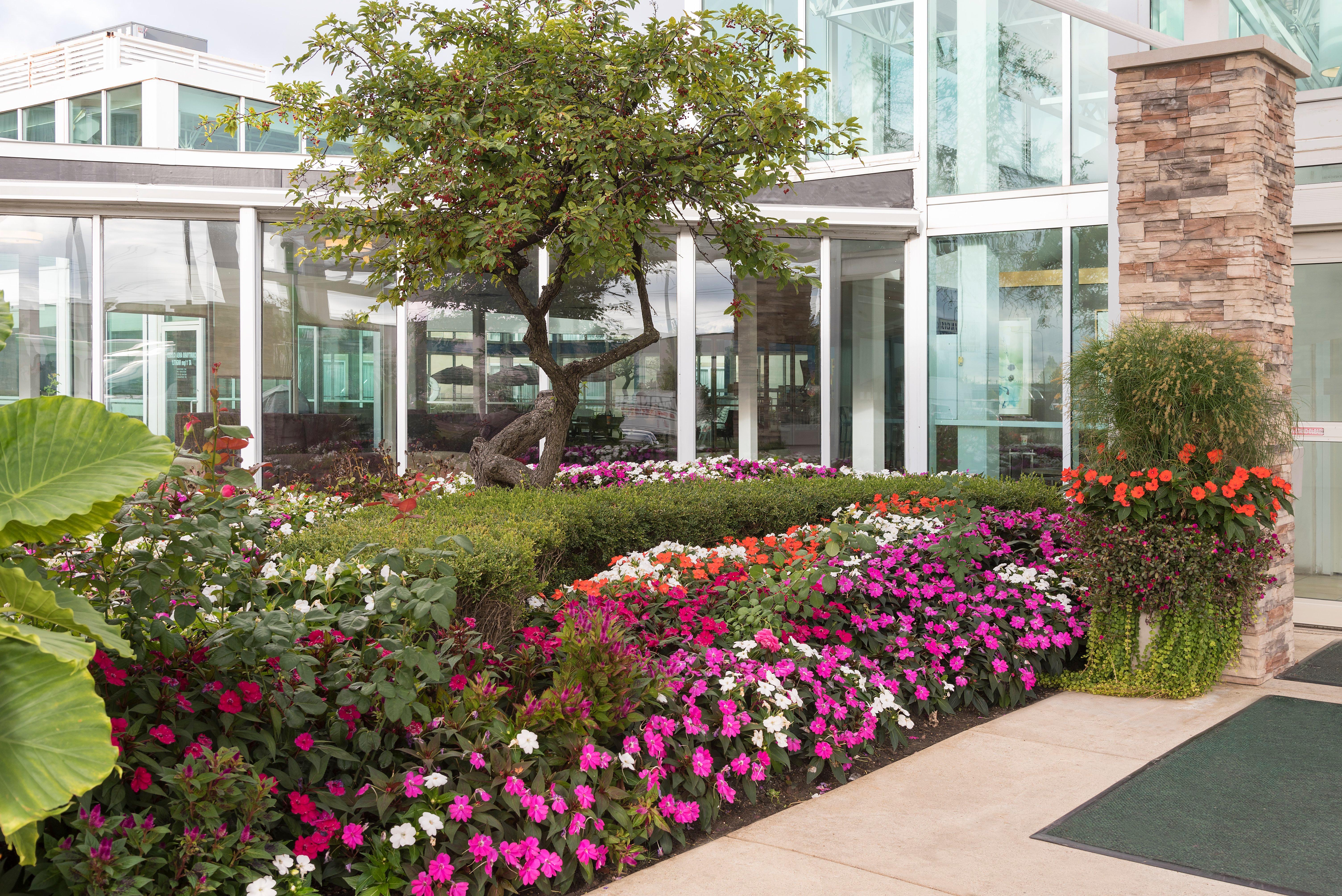 Holiday Inn Chicago - Elk Grove, An Ihg Hotel Elk Grove Village Exterior photo