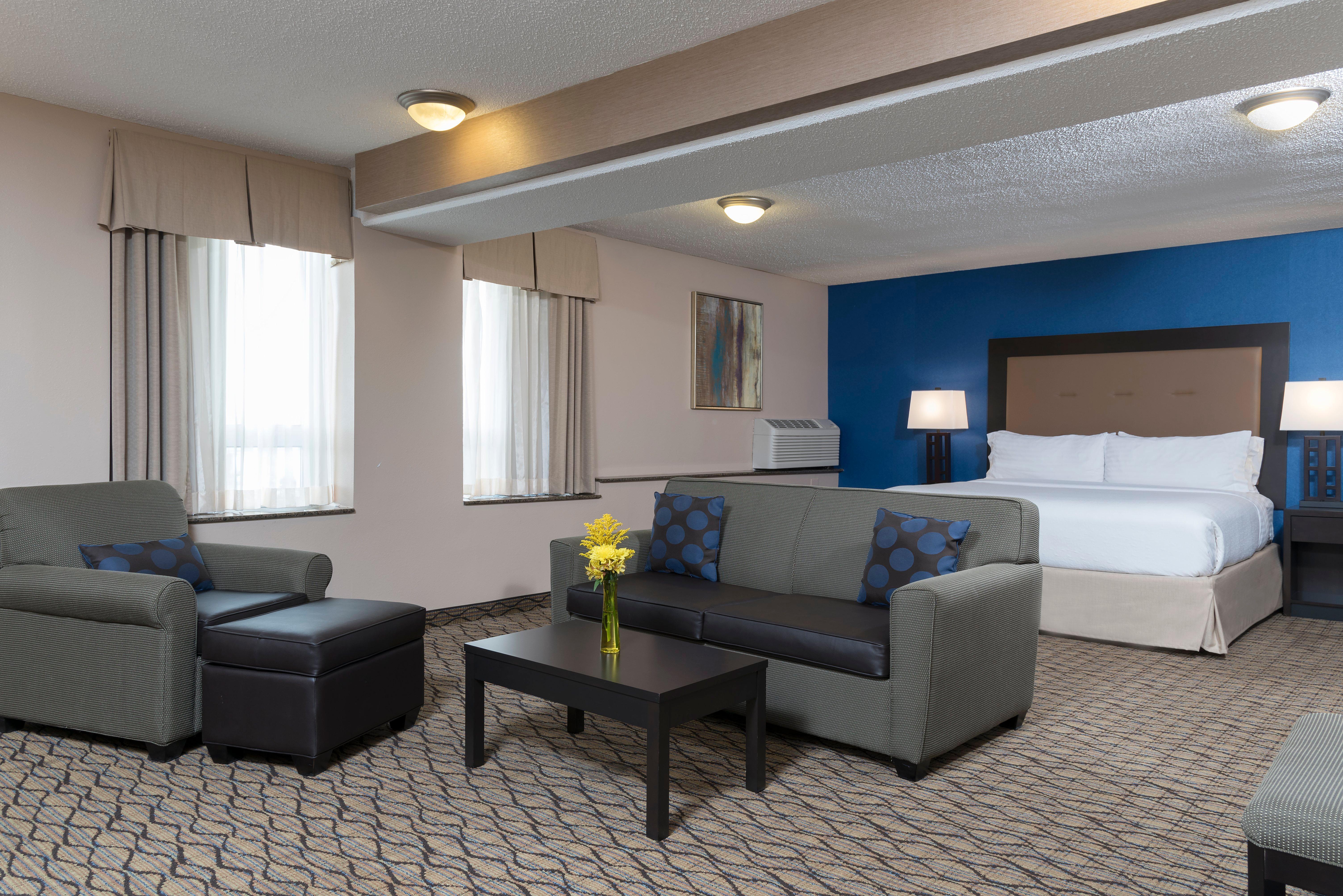 Holiday Inn Chicago - Elk Grove, An Ihg Hotel Elk Grove Village Exterior photo