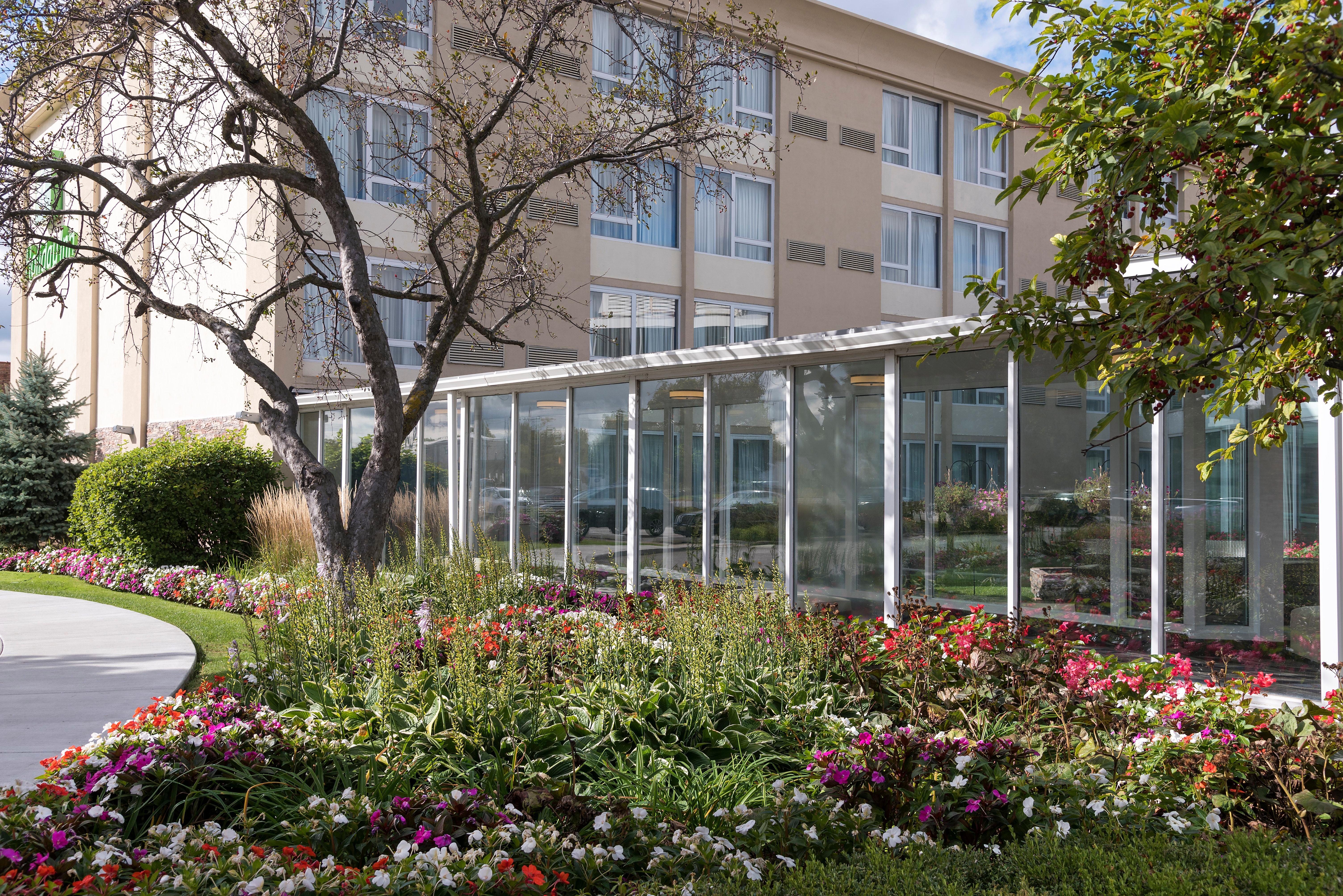 Holiday Inn Chicago - Elk Grove, An Ihg Hotel Elk Grove Village Exterior photo