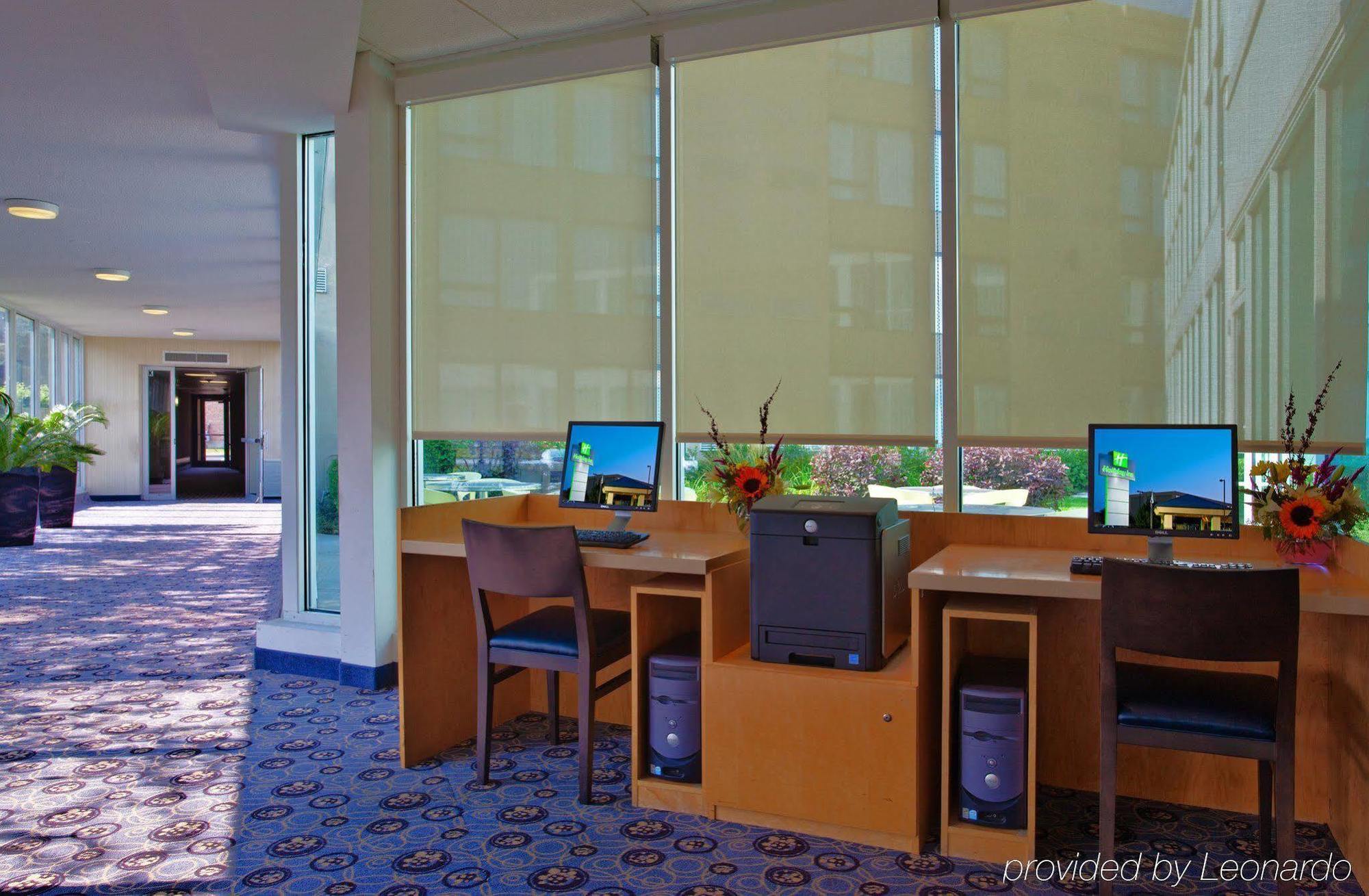 Holiday Inn Chicago - Elk Grove, An Ihg Hotel Elk Grove Village Exterior photo
